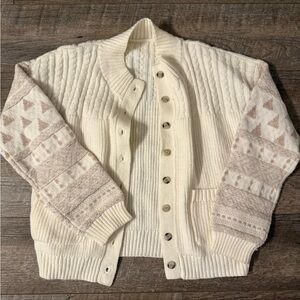 Oversized Women’s Cream and Brown Button Up Cardigan Sweater Size M/L Accented